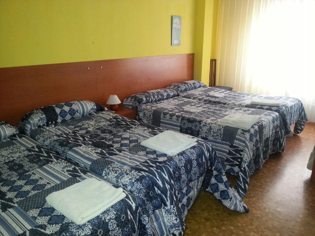 Pension Cinco Villas Logroño Zimmer foto